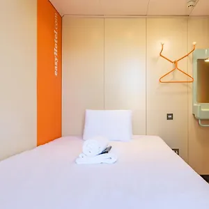Hotel Easyhotel, Edinburgh